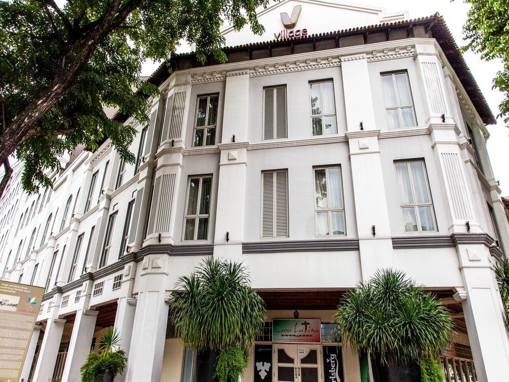 Village Court By Far East Hospitality Khách sạn 4*